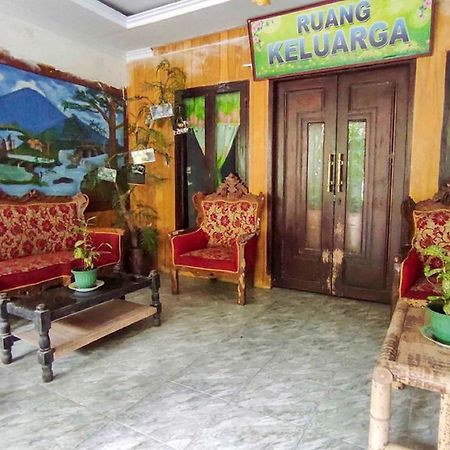 Oyo 90988 Tangkoko Jungle Homestay Rinondoran Exteriör bild