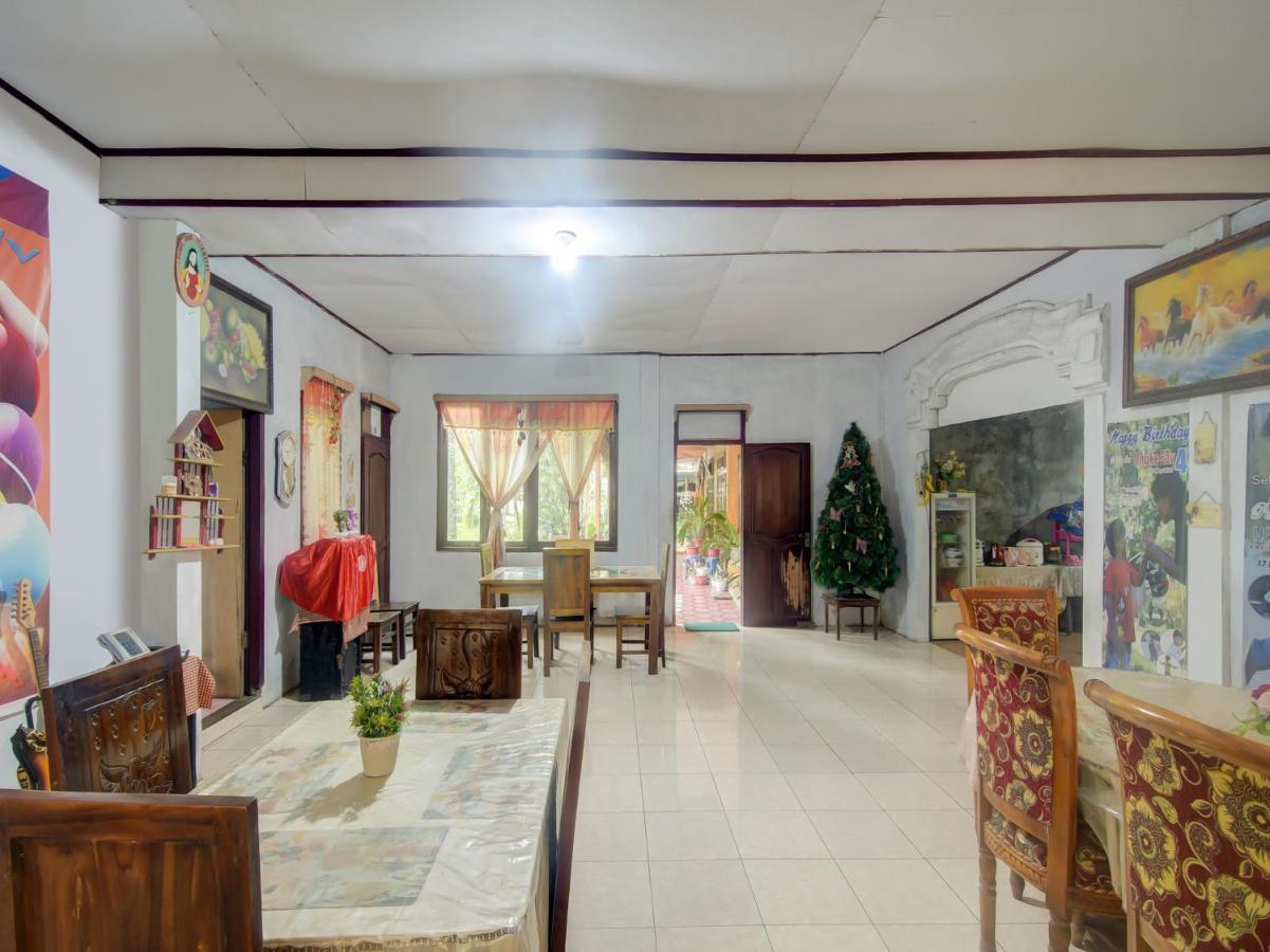 Oyo 90988 Tangkoko Jungle Homestay Rinondoran Exteriör bild