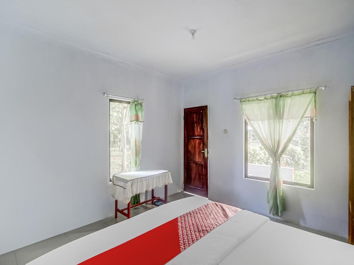 Oyo 90988 Tangkoko Jungle Homestay Rinondoran Exteriör bild